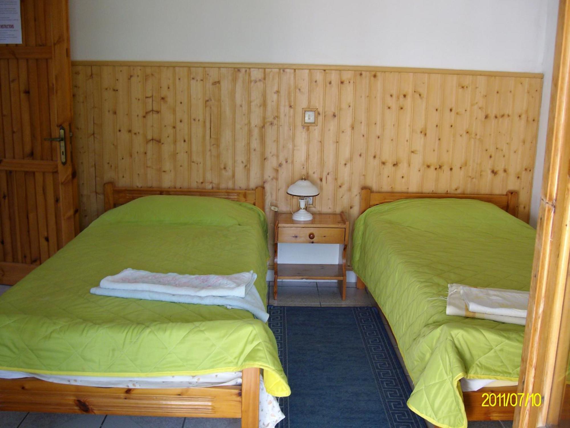 Lakis Apartments Acharavi  Buitenkant foto